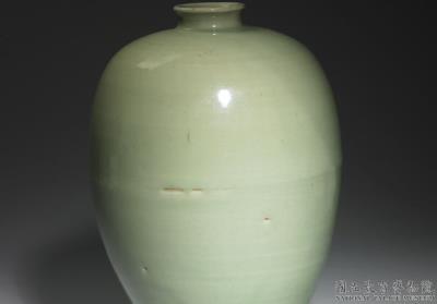 图片[2]-Meiping vase in celadon glaze, Longquan ware. Early Ming dynasty (1368-1450)-China Archive